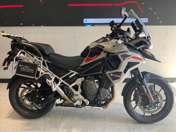 TRIUMPH TIGER 1200 ALPINE EDITION TRIUMPH TIGER 1200 ALPINE EDITION